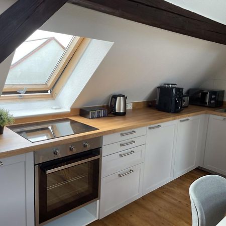 Discovair Eisenach - Dachstudio Emma - Schwimmbad-Nah Mit Netflix Exterior photo