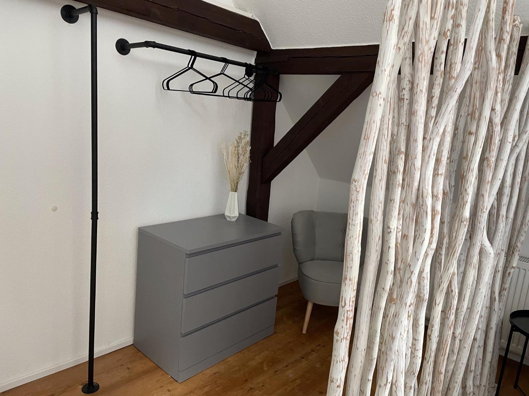 Discovair Eisenach - Dachstudio Emma - Schwimmbad-Nah Mit Netflix Exterior photo